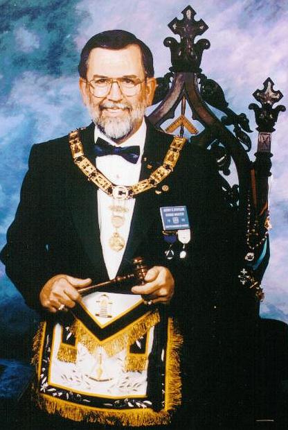 jstotPic1.jpg (51493 bytes)